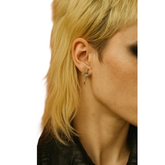 Vintage fierce screwback dagger style punk earrings. - Picture 2 of 9
